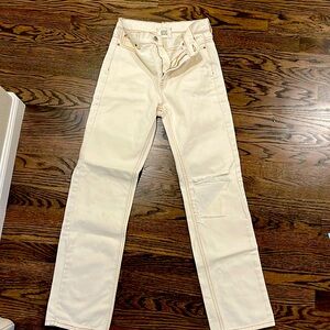 BDG off-white boot cut jeans. Size 25. Like new!!